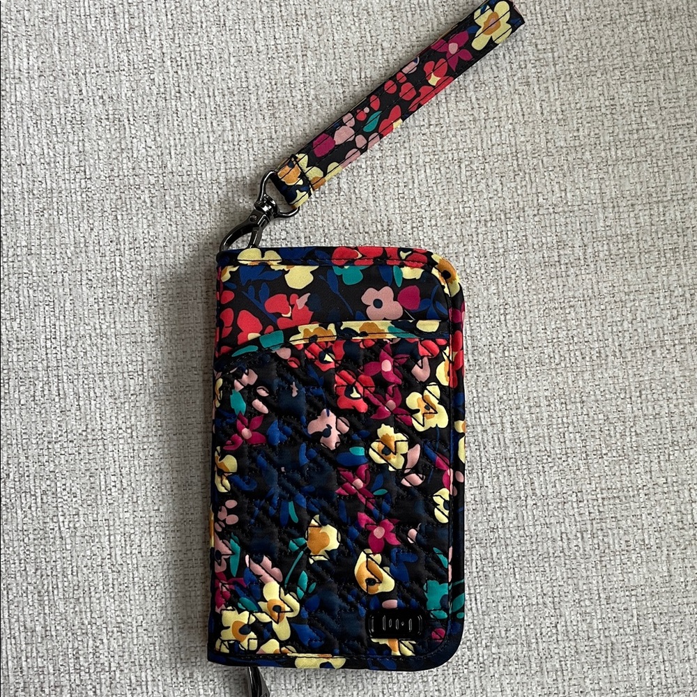 NWOT Lug Tandem Zip Wallet